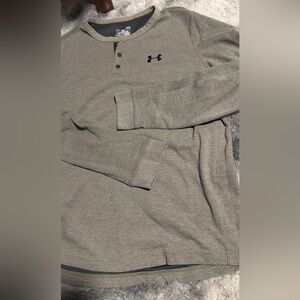 Under Armour Long Sleeve Gray Shirt coldgear men’s side L